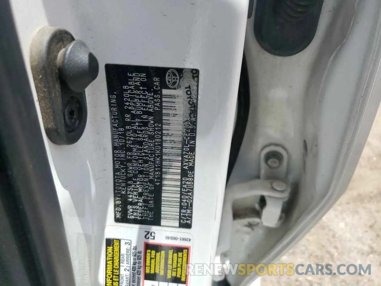 13 Photograph of a damaged car 4T1B11HK1KU180212 TOYOTA CAMRY 2019