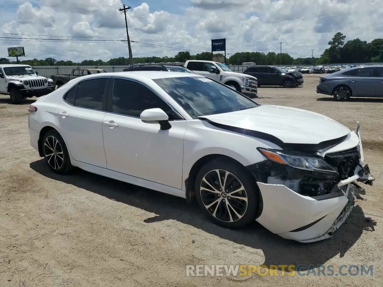 4 Photograph of a damaged car 4T1B11HK1KU180212 TOYOTA CAMRY 2019