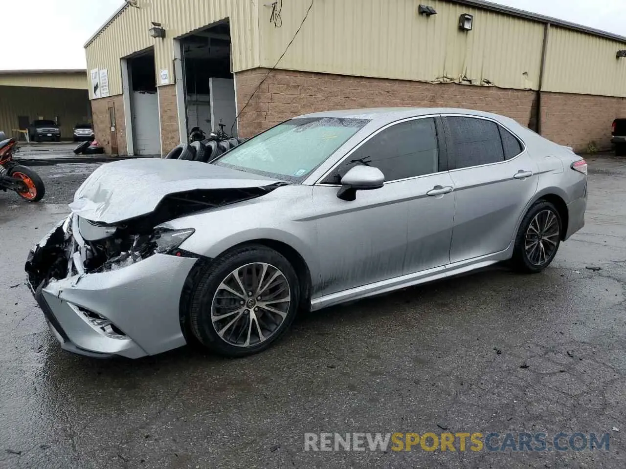1 Photograph of a damaged car 4T1B11HK1KU181280 TOYOTA CAMRY 2019