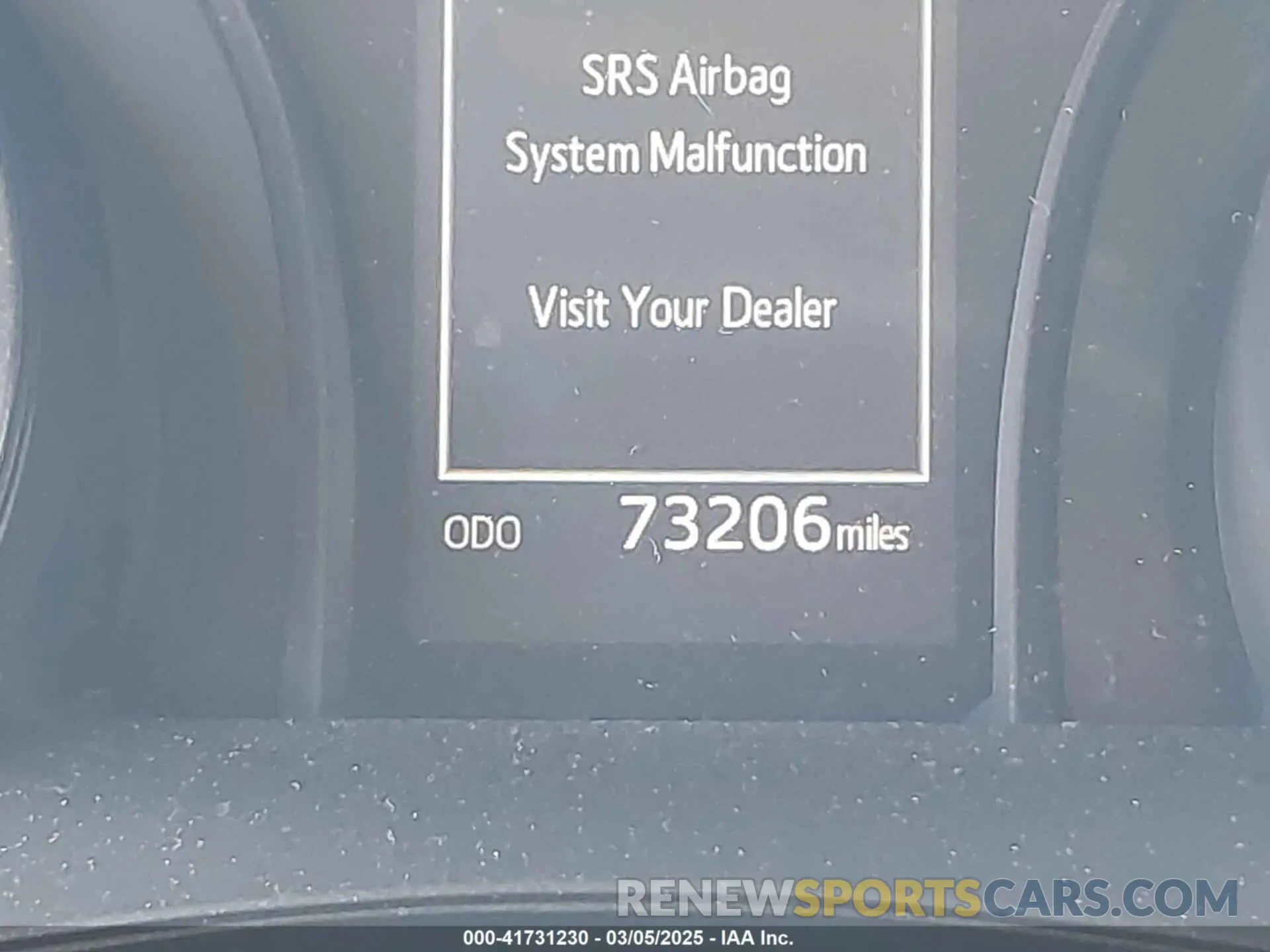 15 Photograph of a damaged car 4T1B11HK1KU201897 TOYOTA CAMRY 2019