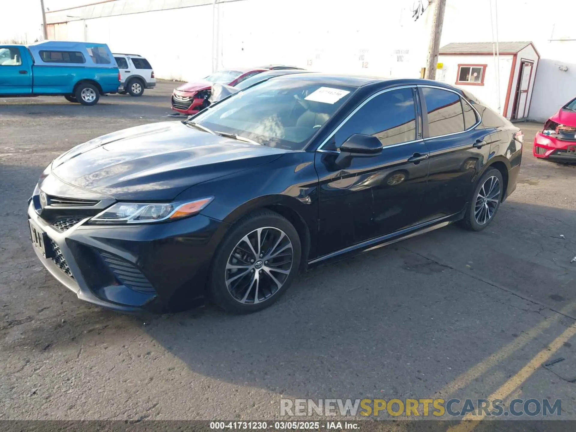 2 Photograph of a damaged car 4T1B11HK1KU201897 TOYOTA CAMRY 2019
