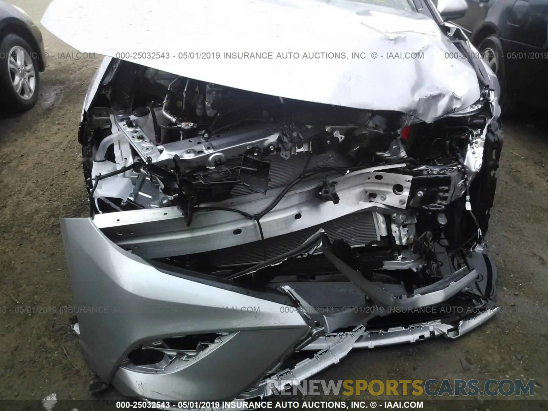 6 Photograph of a damaged car 4T1B11HK1KU203813 TOYOTA CAMRY 2019