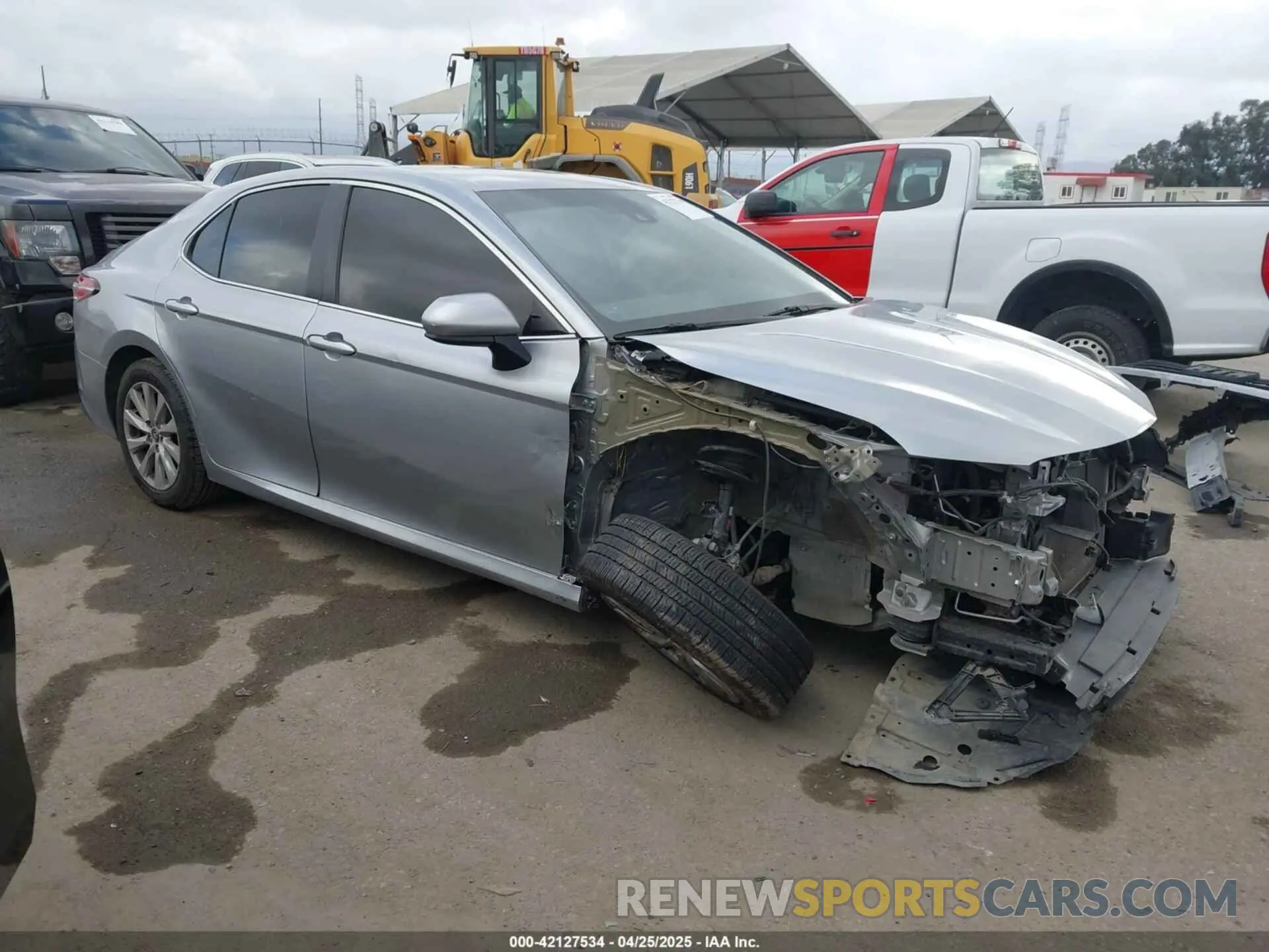 1 Фотография поврежденного автомобиля 4T1B11HK1KU205545 TOYOTA CAMRY 2019