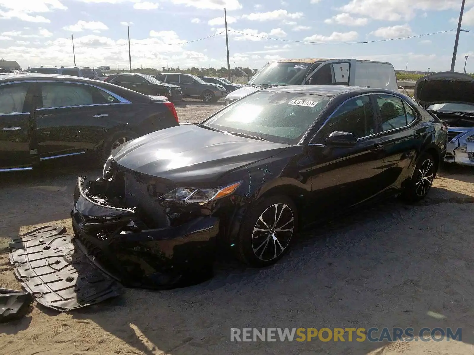 2 Photograph of a damaged car 4T1B11HK1KU207022 TOYOTA CAMRY 2019