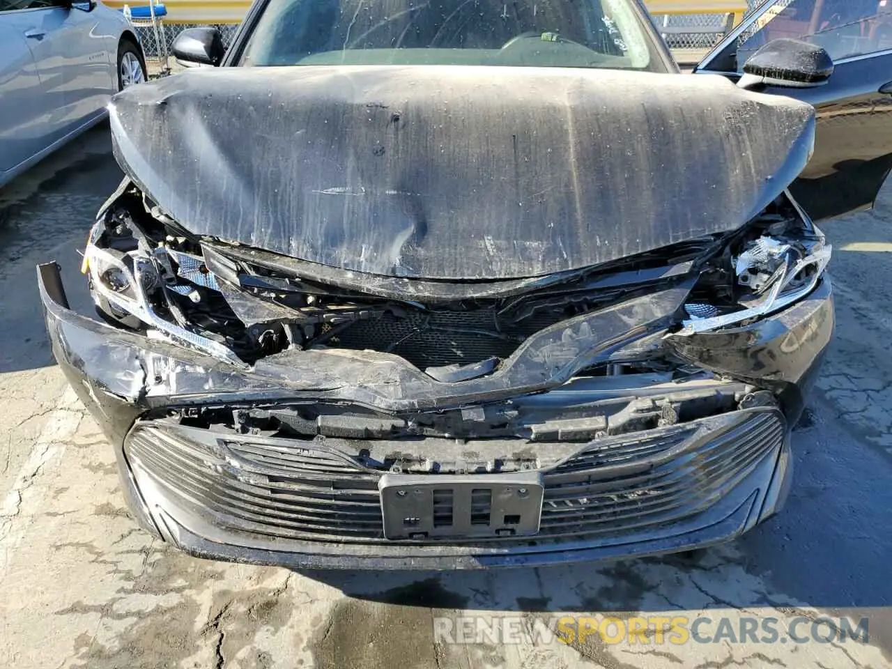 11 Фотография поврежденного автомобиля 4T1B11HK1KU210812 TOYOTA CAMRY 2019