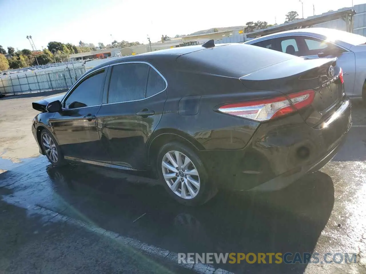 2 Фотография поврежденного автомобиля 4T1B11HK1KU210812 TOYOTA CAMRY 2019