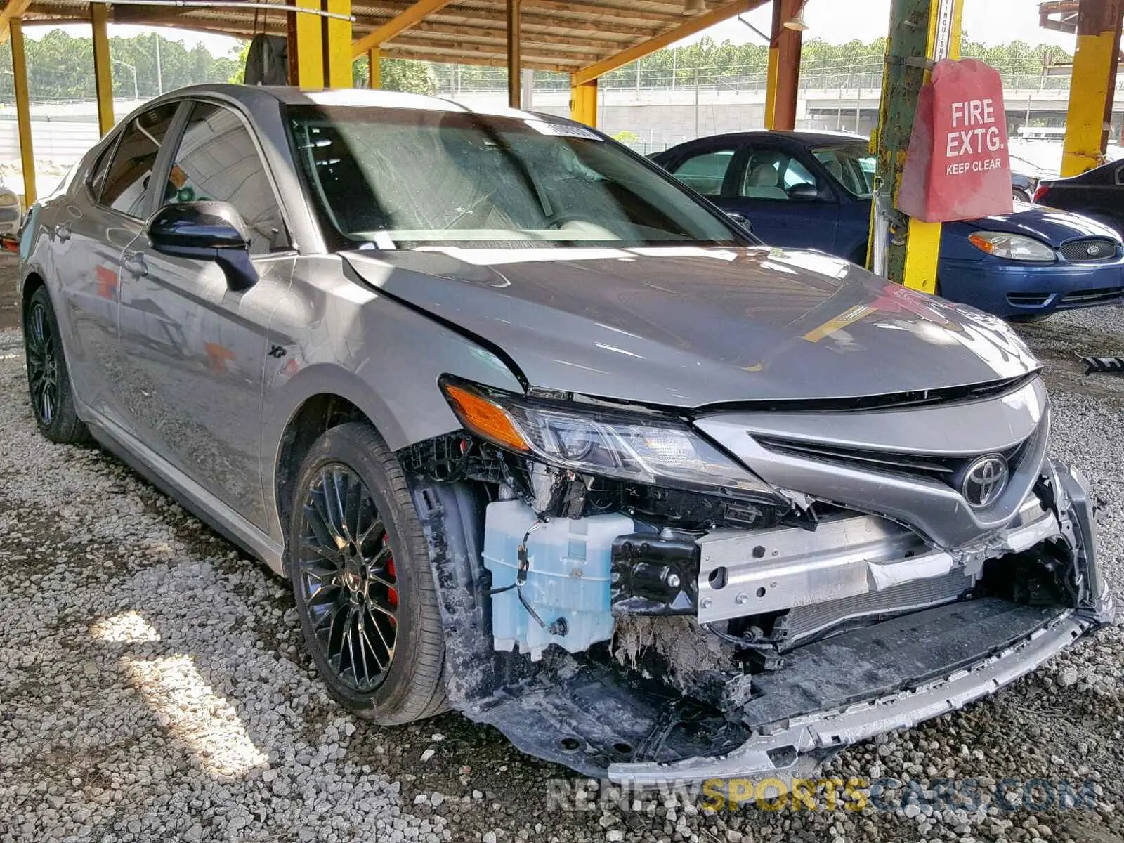 1 Photograph of a damaged car 4T1B11HK1KU214052 TOYOTA CAMRY 2019