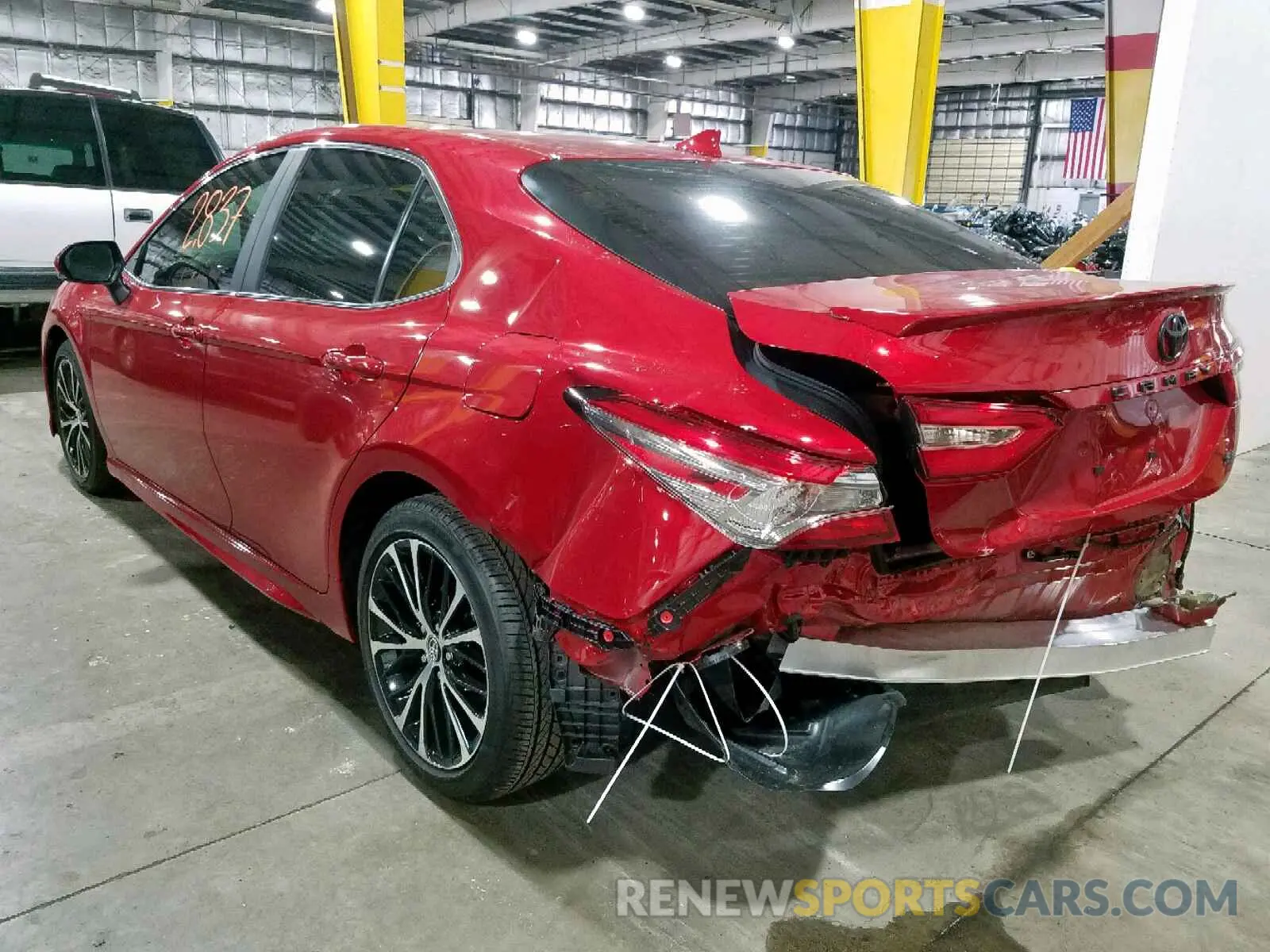 3 Photograph of a damaged car 4T1B11HK1KU234544 TOYOTA CAMRY 2019