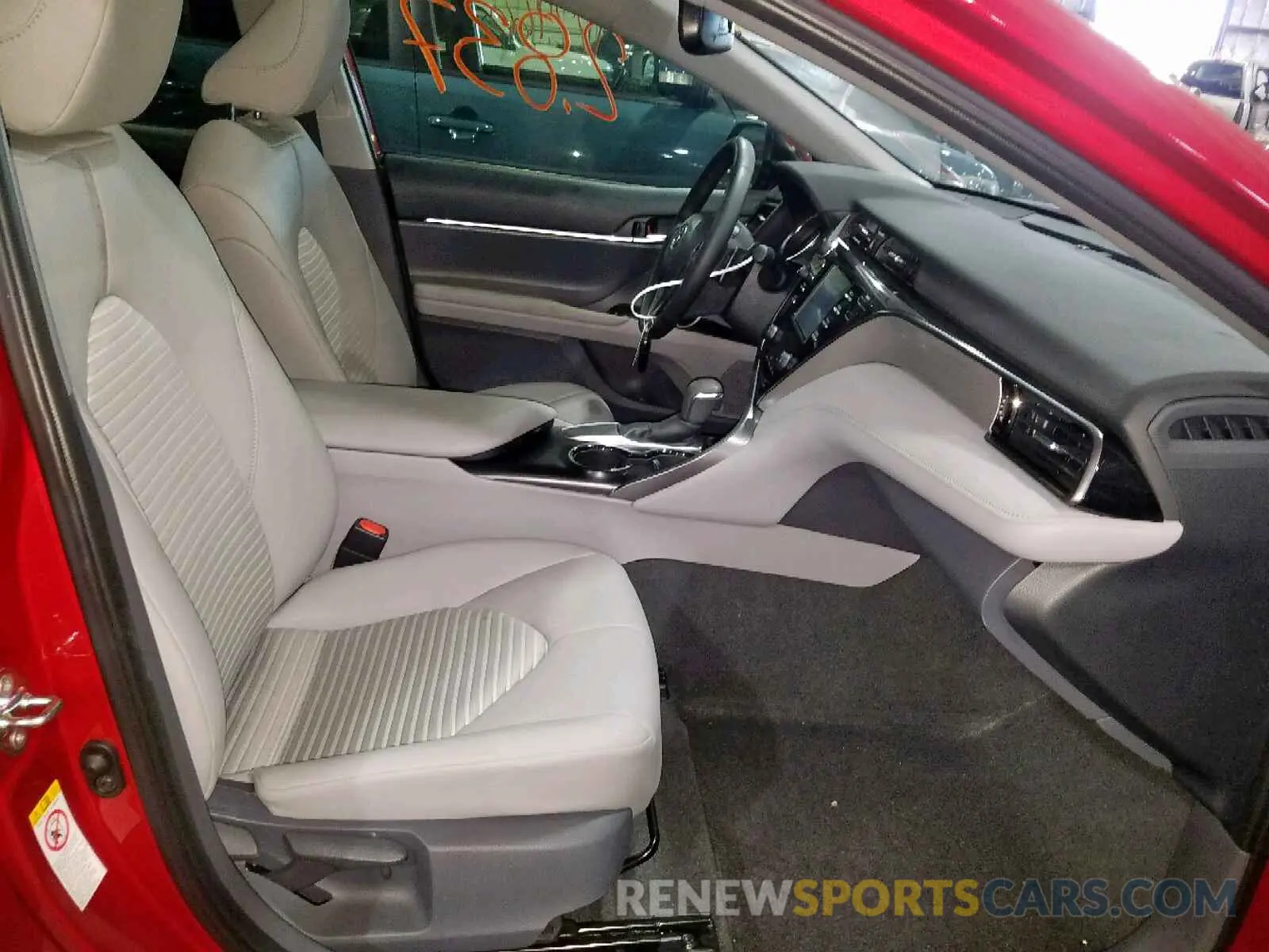 5 Photograph of a damaged car 4T1B11HK1KU234544 TOYOTA CAMRY 2019