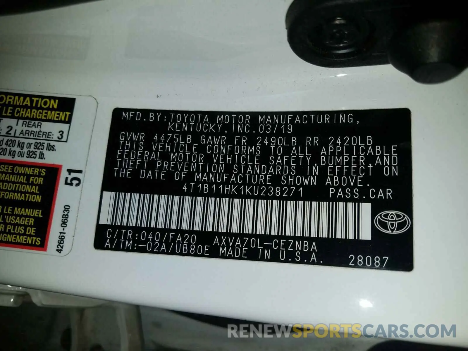 10 Photograph of a damaged car 4T1B11HK1KU238271 TOYOTA CAMRY 2019