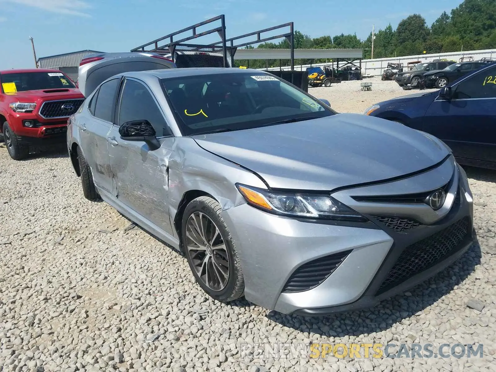 1 Photograph of a damaged car 4T1B11HK1KU247830 TOYOTA CAMRY 2019