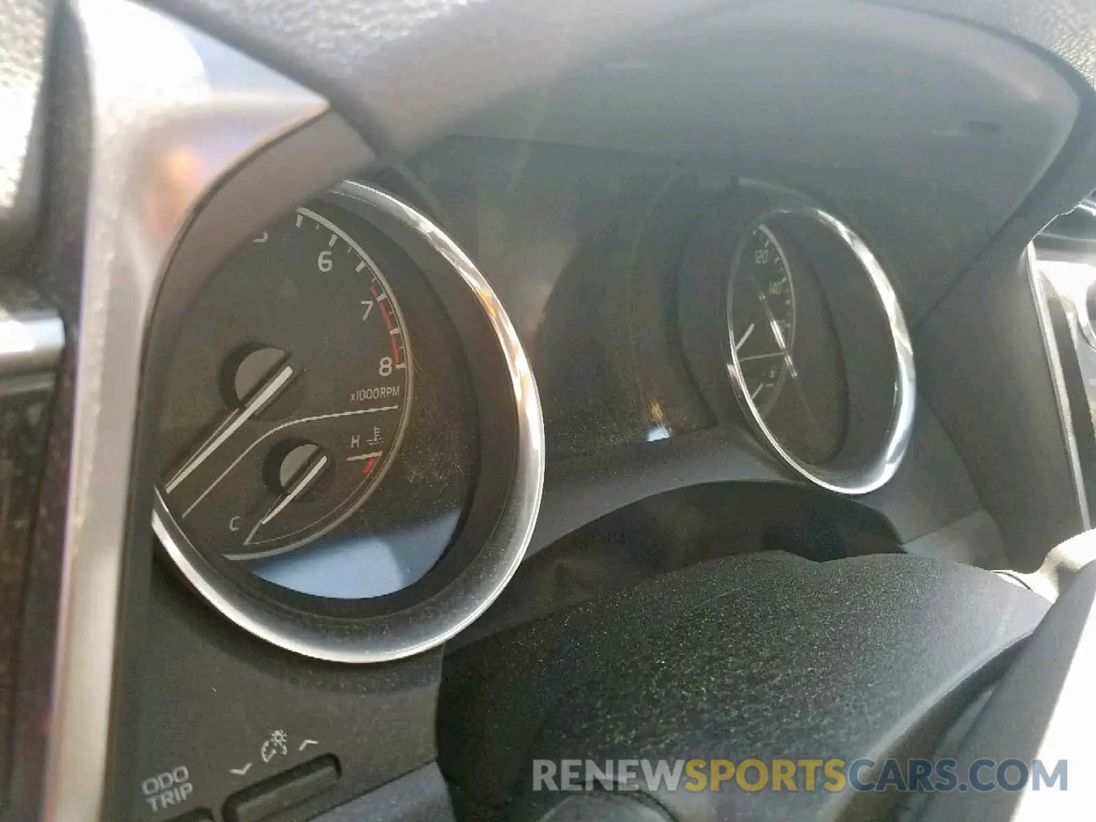 8 Photograph of a damaged car 4T1B11HK1KU255605 TOYOTA CAMRY 2019