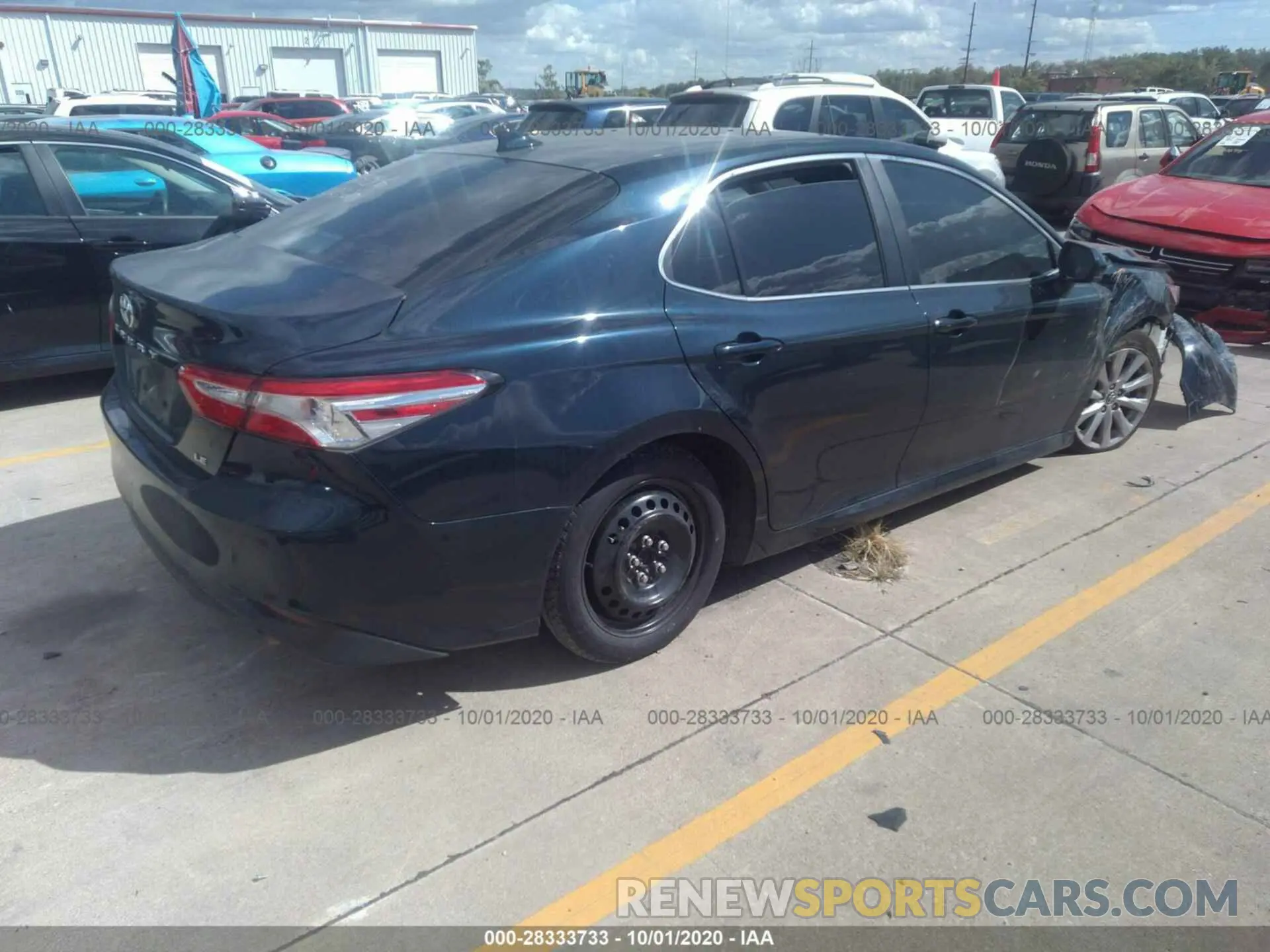 4 Photograph of a damaged car 4T1B11HK1KU260562 TOYOTA CAMRY 2019