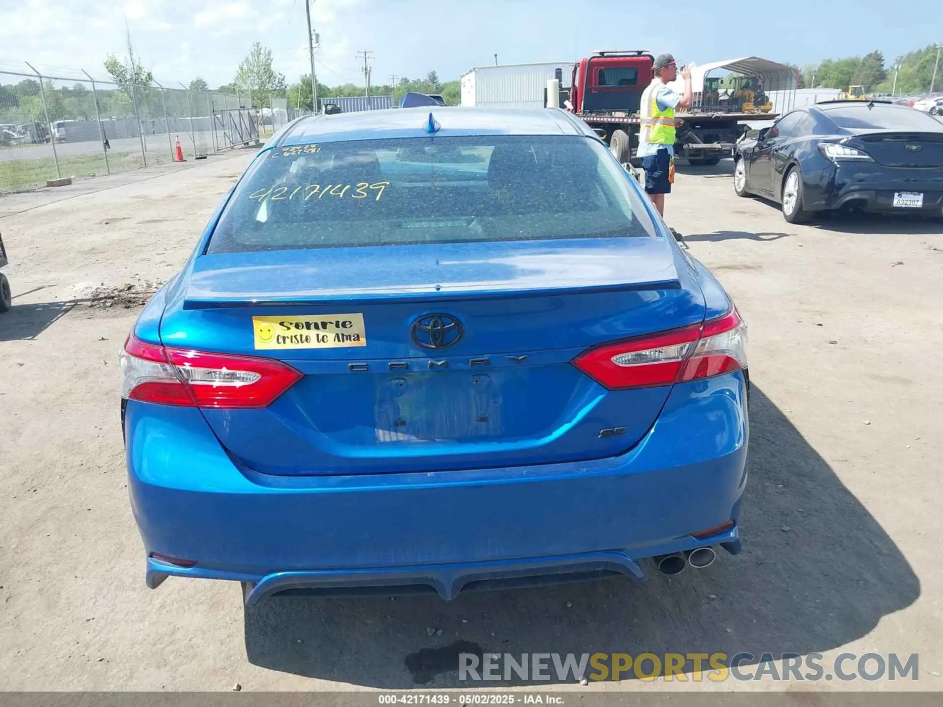 16 Фотография поврежденного автомобиля 4T1B11HK1KU263445 TOYOTA CAMRY 2019