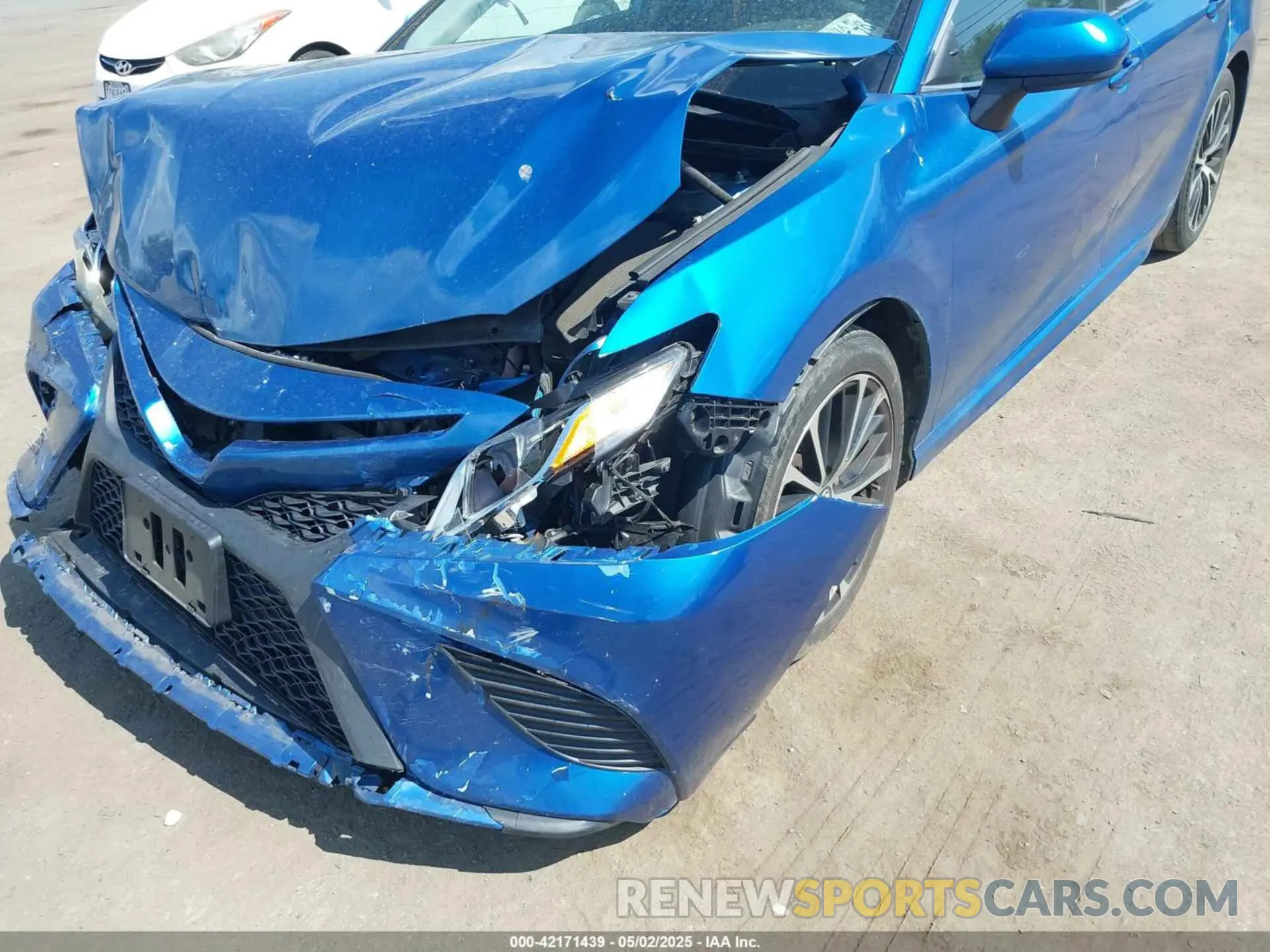 6 Фотография поврежденного автомобиля 4T1B11HK1KU263445 TOYOTA CAMRY 2019