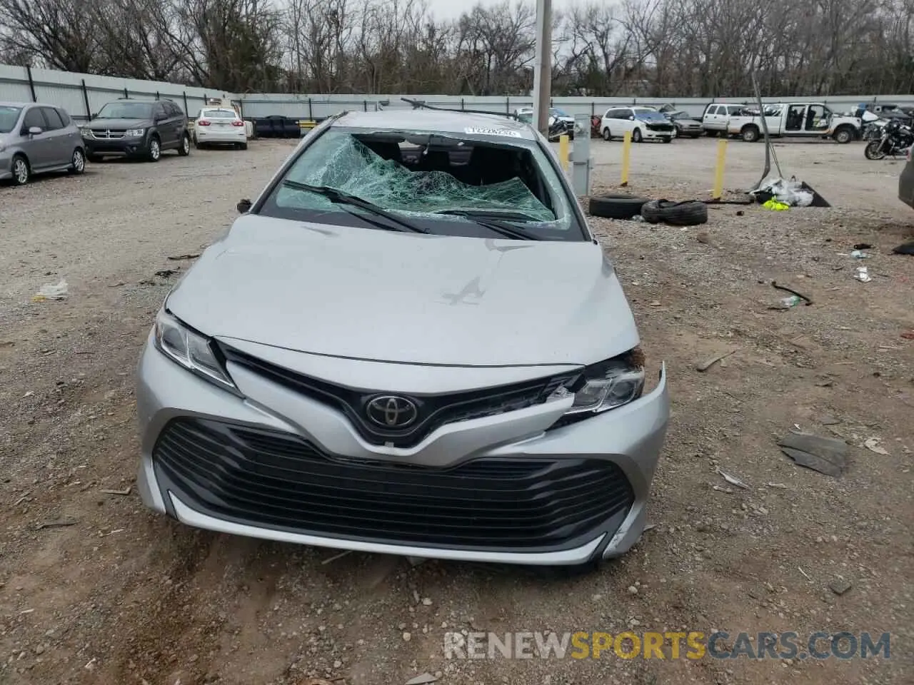 5 Photograph of a damaged car 4T1B11HK1KU269097 TOYOTA CAMRY 2019