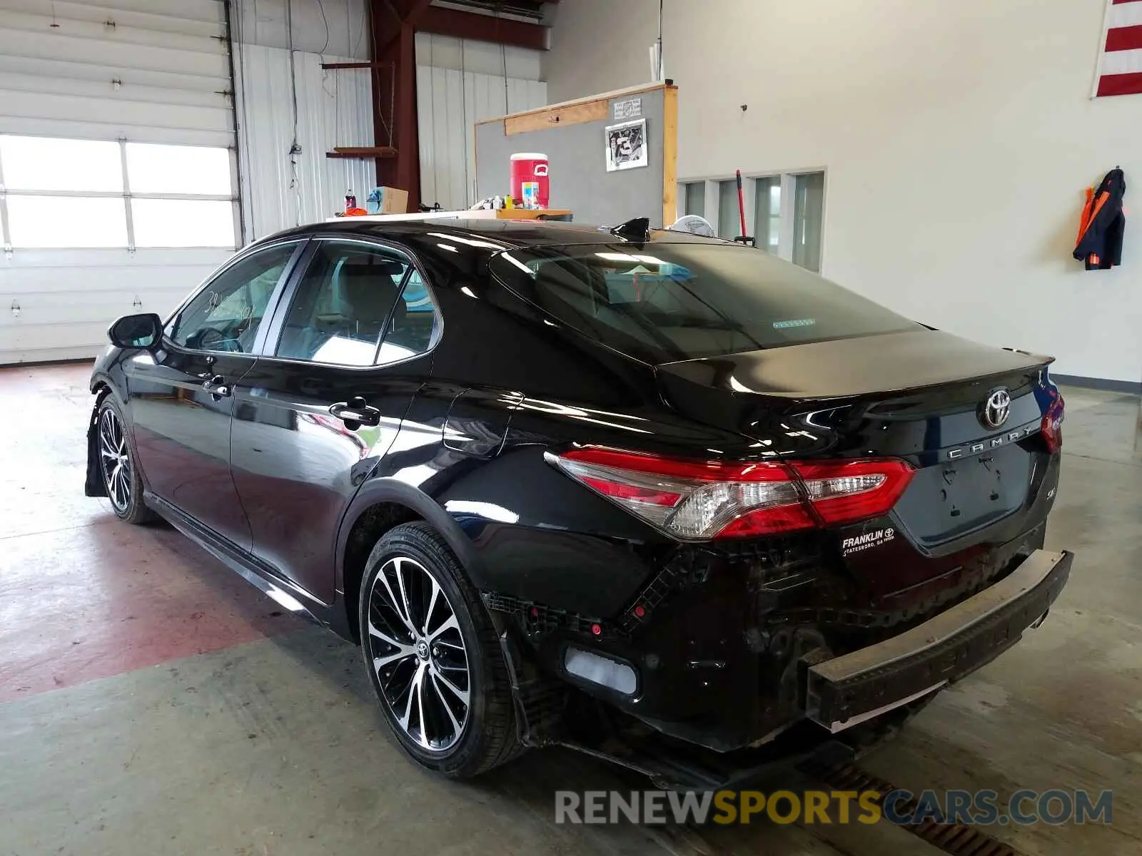3 Photograph of a damaged car 4T1B11HK1KU274073 TOYOTA CAMRY 2019
