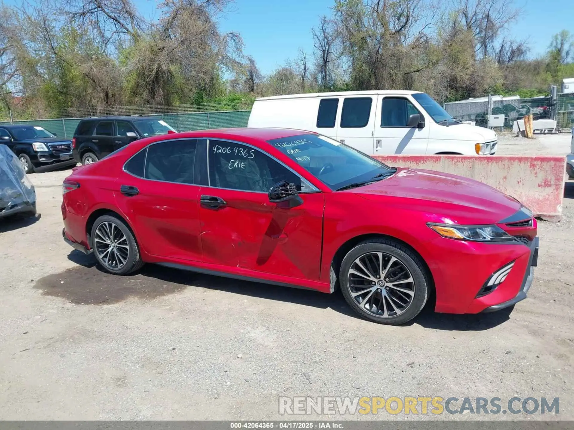 14 Фотография поврежденного автомобиля 4T1B11HK1KU276518 TOYOTA CAMRY 2019