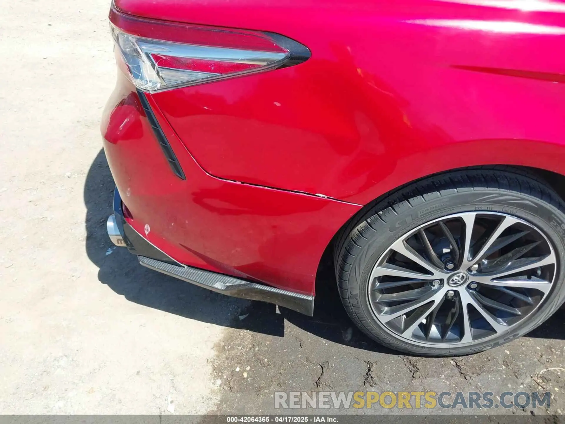 18 Фотография поврежденного автомобиля 4T1B11HK1KU276518 TOYOTA CAMRY 2019
