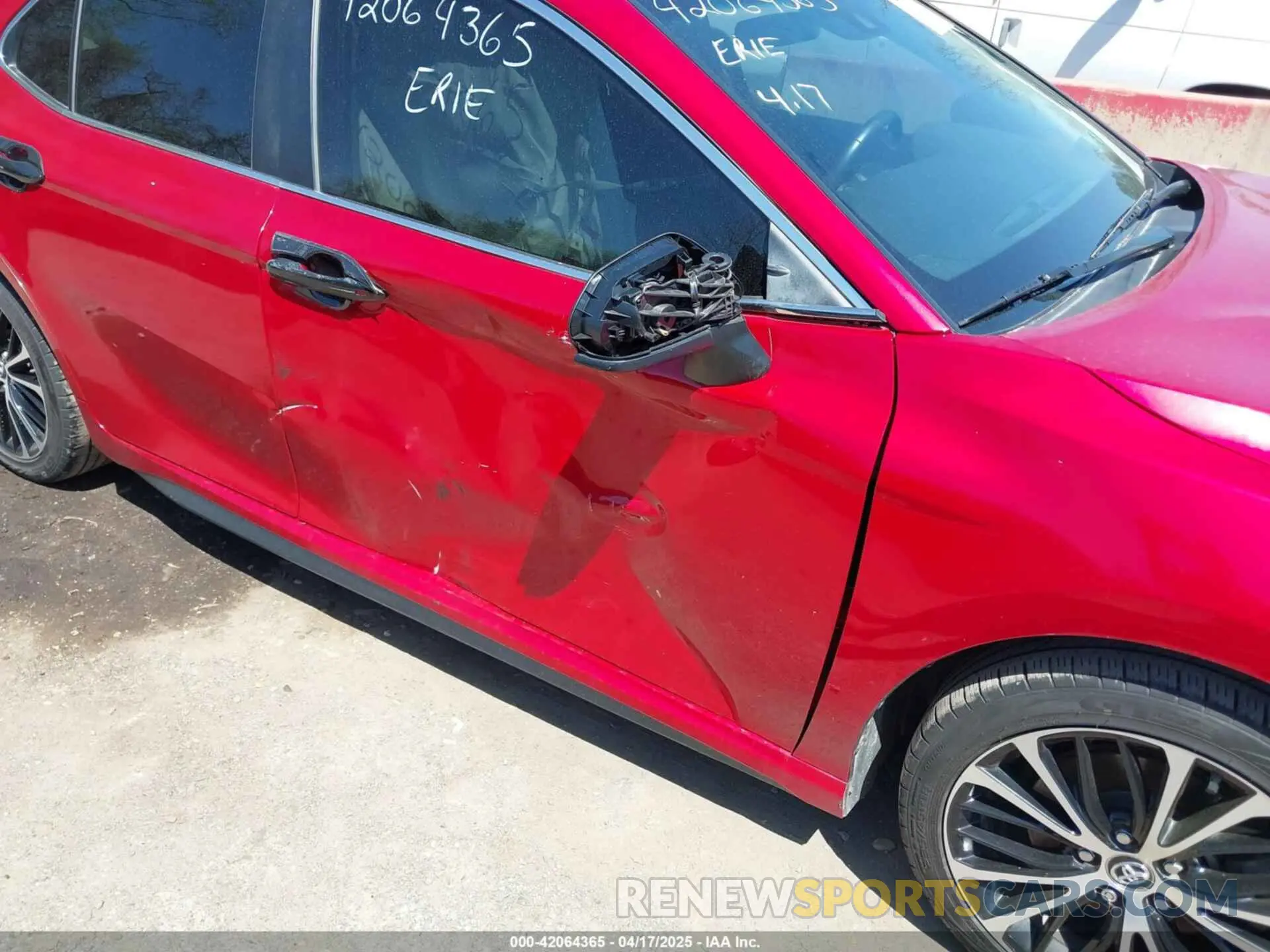 6 Фотография поврежденного автомобиля 4T1B11HK1KU276518 TOYOTA CAMRY 2019