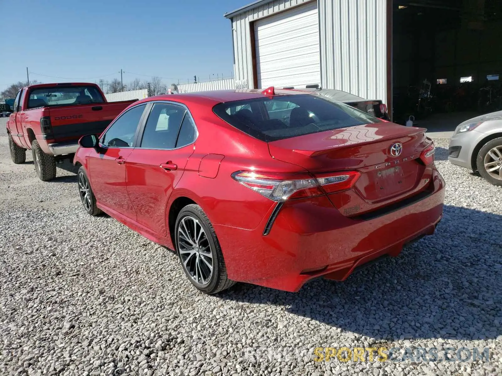 3 Photograph of a damaged car 4T1B11HK1KU283999 TOYOTA CAMRY 2019