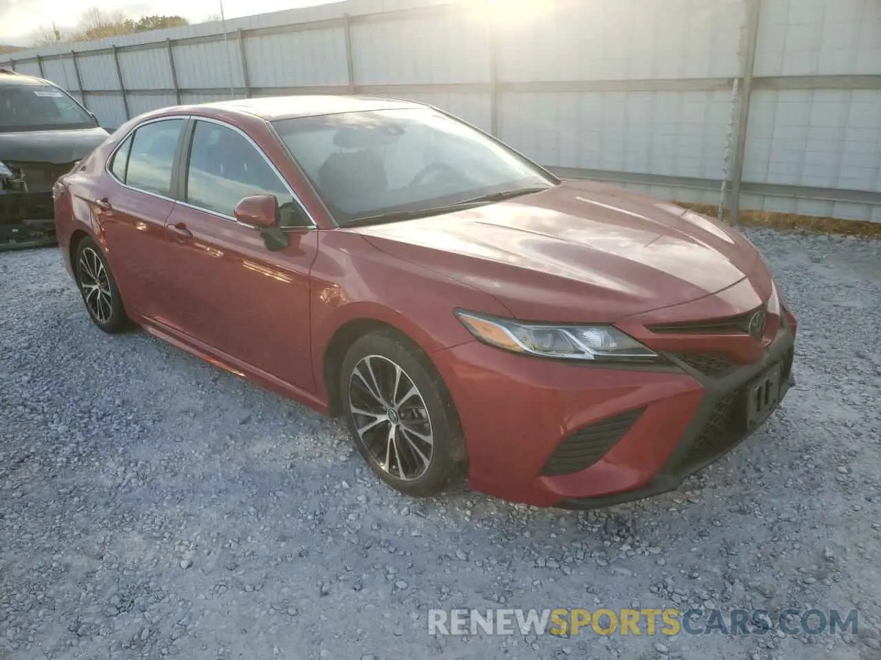 1 Photograph of a damaged car 4T1B11HK1KU293819 TOYOTA CAMRY 2019