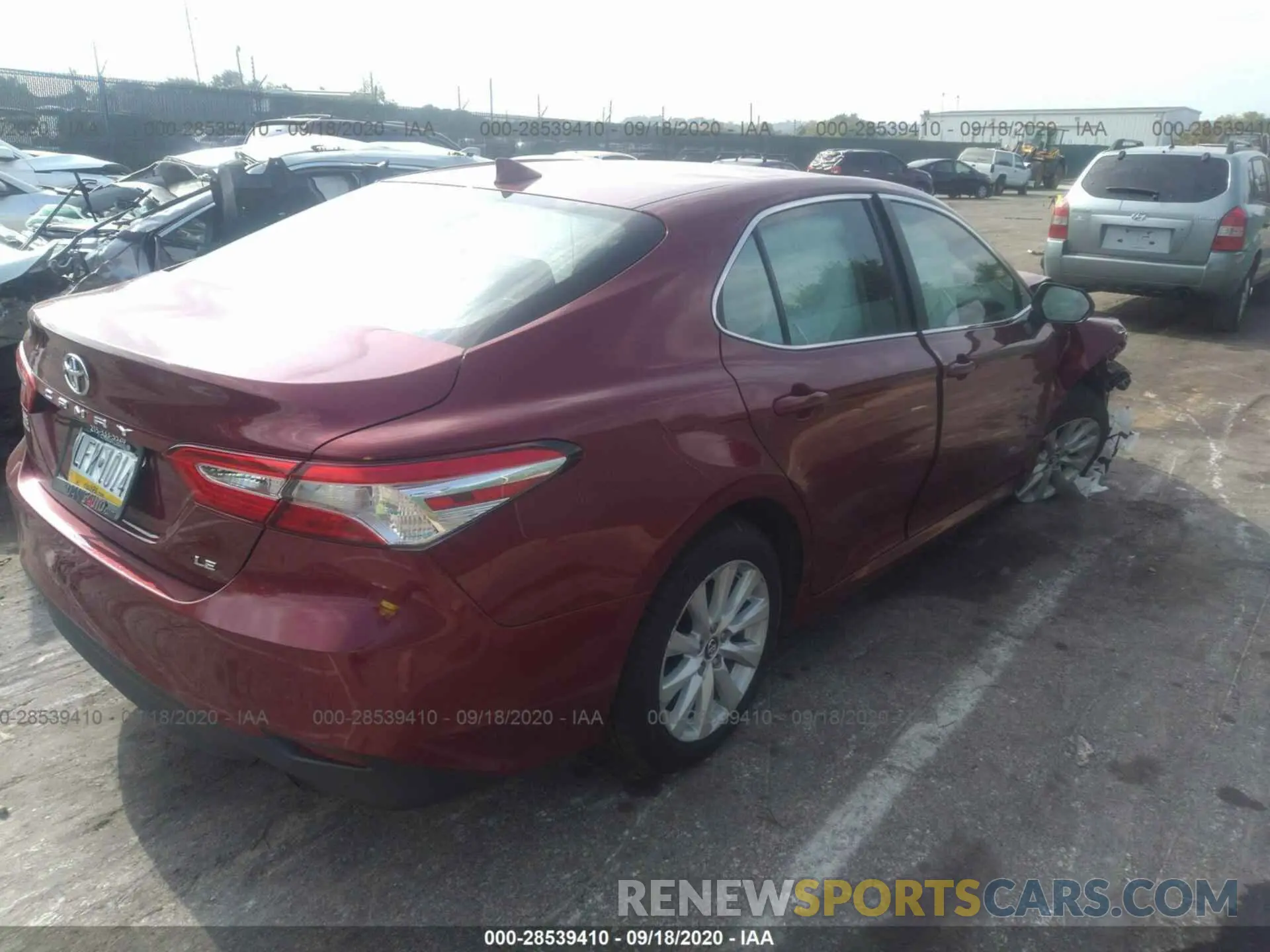 4 Photograph of a damaged car 4T1B11HK1KU681438 TOYOTA CAMRY 2019