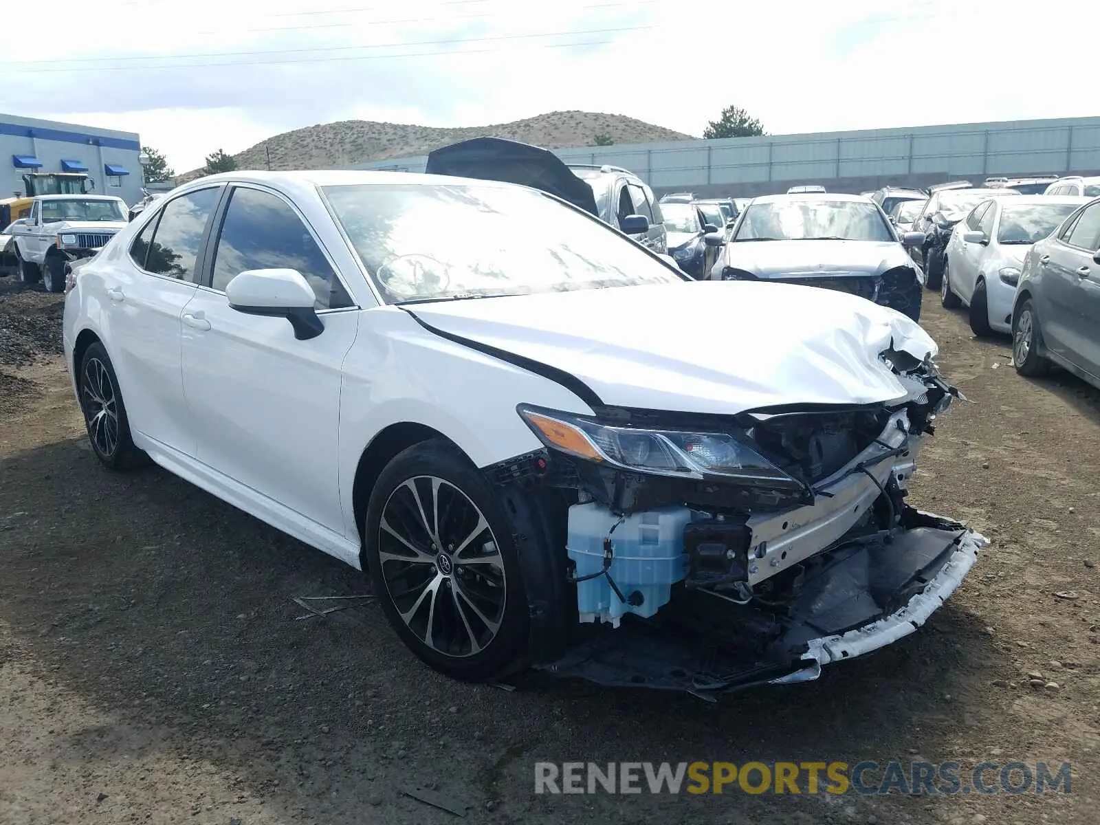 1 Photograph of a damaged car 4T1B11HK1KU685716 TOYOTA CAMRY 2019