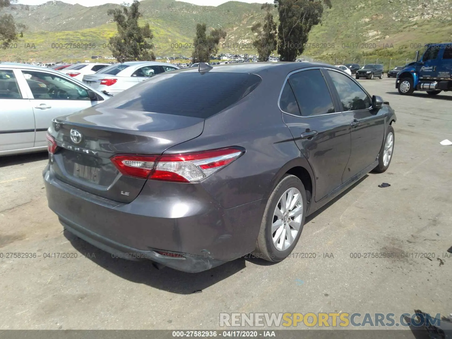 4 Photograph of a damaged car 4T1B11HK1KU690009 TOYOTA CAMRY 2019