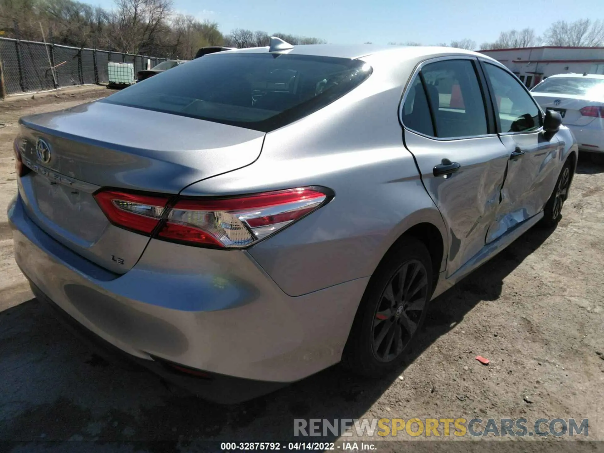 4 Photograph of a damaged car 4T1B11HK1KU694528 TOYOTA CAMRY 2019