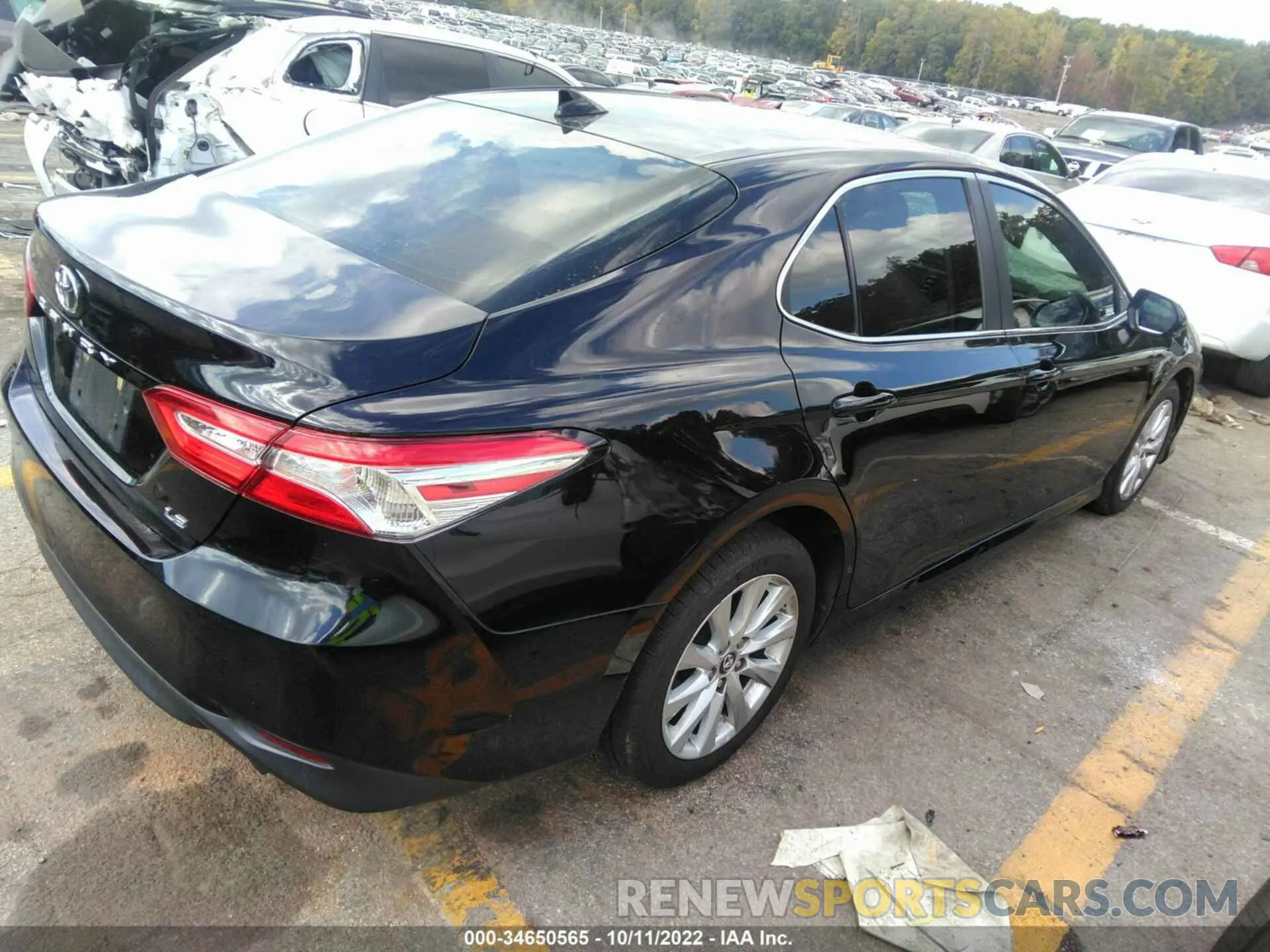 4 Photograph of a damaged car 4T1B11HK1KU701574 TOYOTA CAMRY 2019