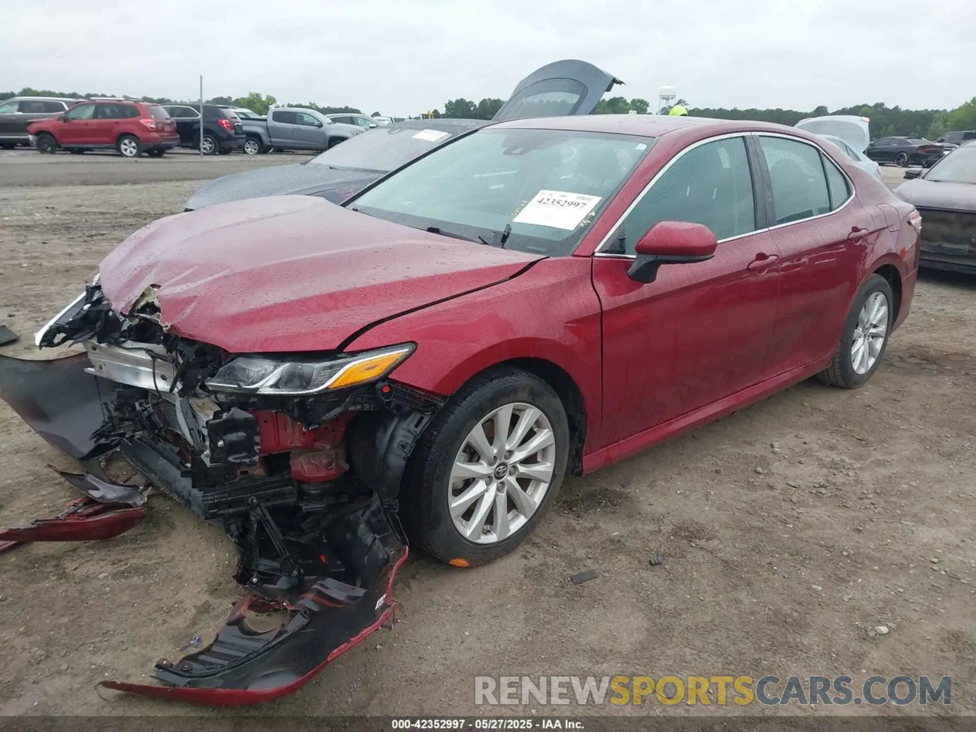2 Photograph of a damaged car 4T1B11HK1KU701817 TOYOTA CAMRY 2019