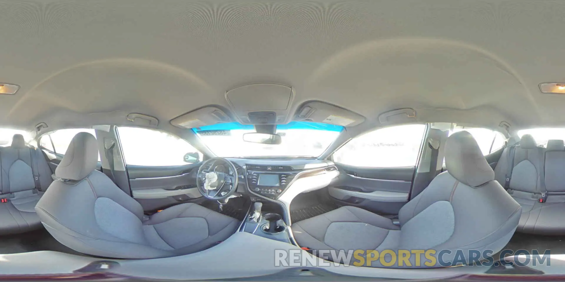 13 Photograph of a damaged car 4T1B11HK1KU704457 TOYOTA CAMRY 2019