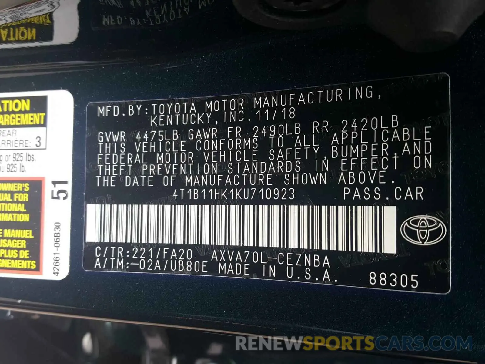 10 Photograph of a damaged car 4T1B11HK1KU710923 TOYOTA CAMRY 2019