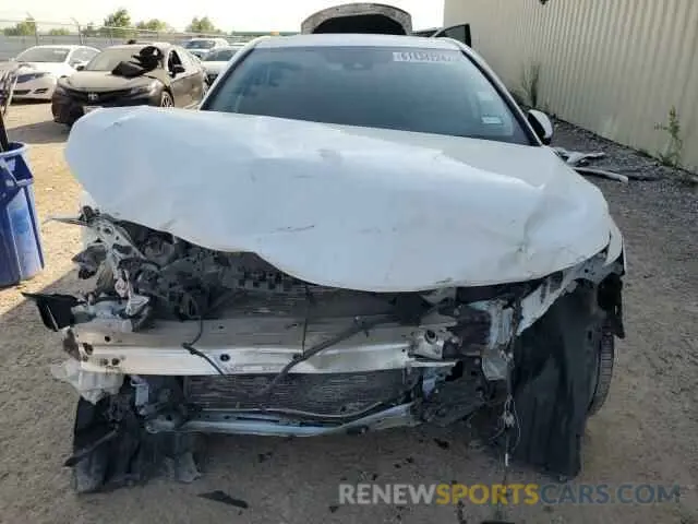 5 Photograph of a damaged car 4T1B11HK1KU713921 TOYOTA CAMRY 2019