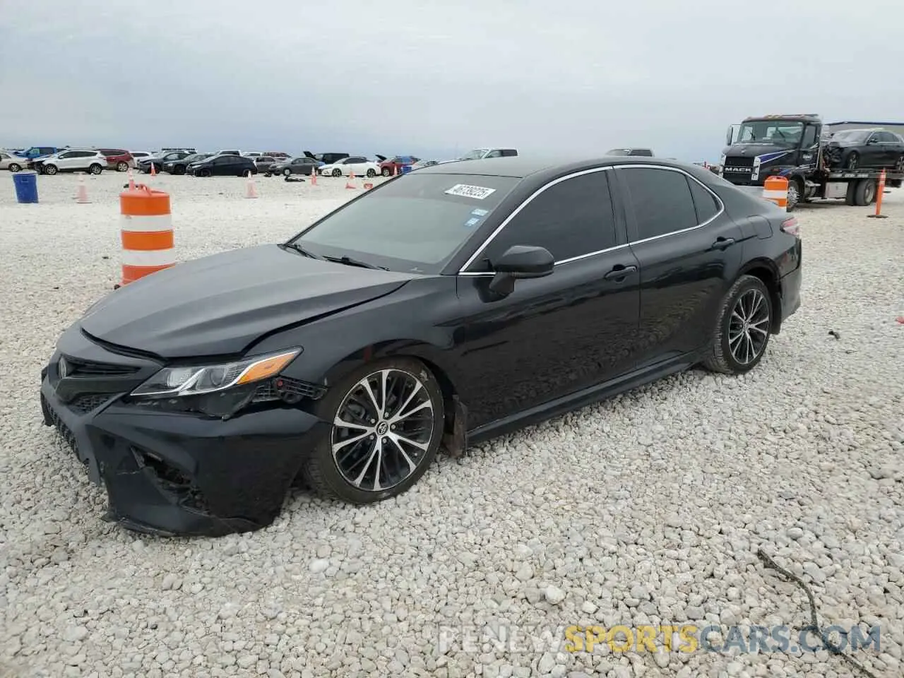 1 Photograph of a damaged car 4T1B11HK1KU715491 TOYOTA CAMRY 2019