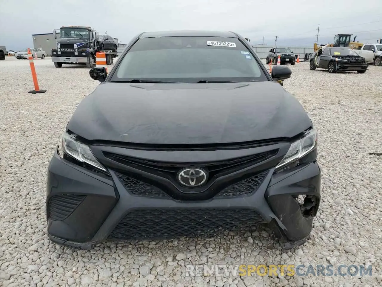5 Photograph of a damaged car 4T1B11HK1KU715491 TOYOTA CAMRY 2019