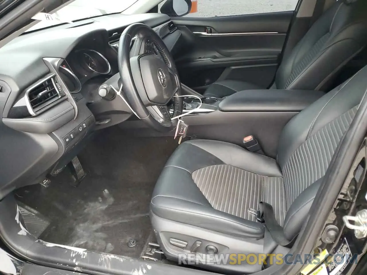 7 Photograph of a damaged car 4T1B11HK1KU715491 TOYOTA CAMRY 2019