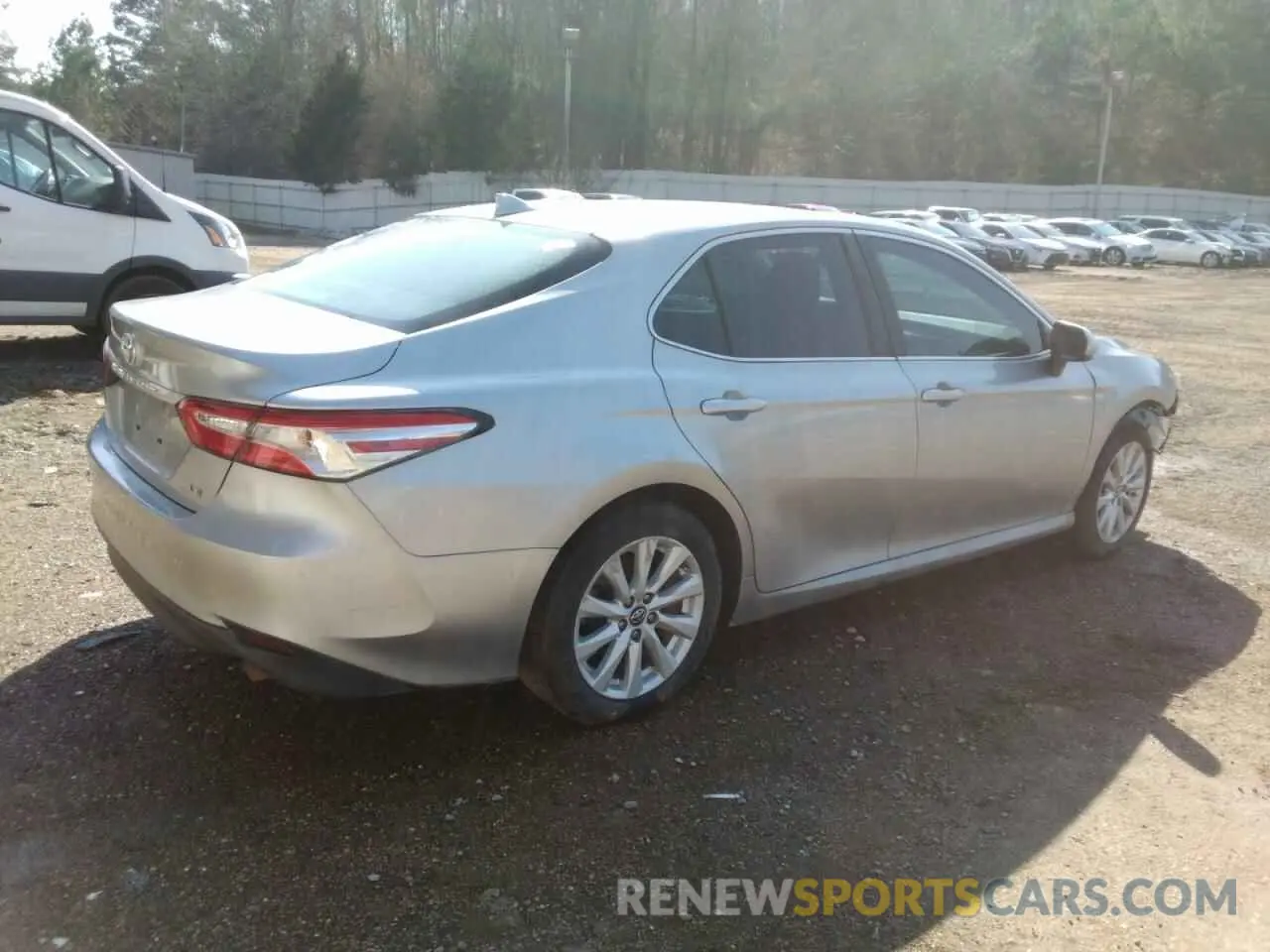 3 Photograph of a damaged car 4T1B11HK1KU720870 TOYOTA CAMRY 2019