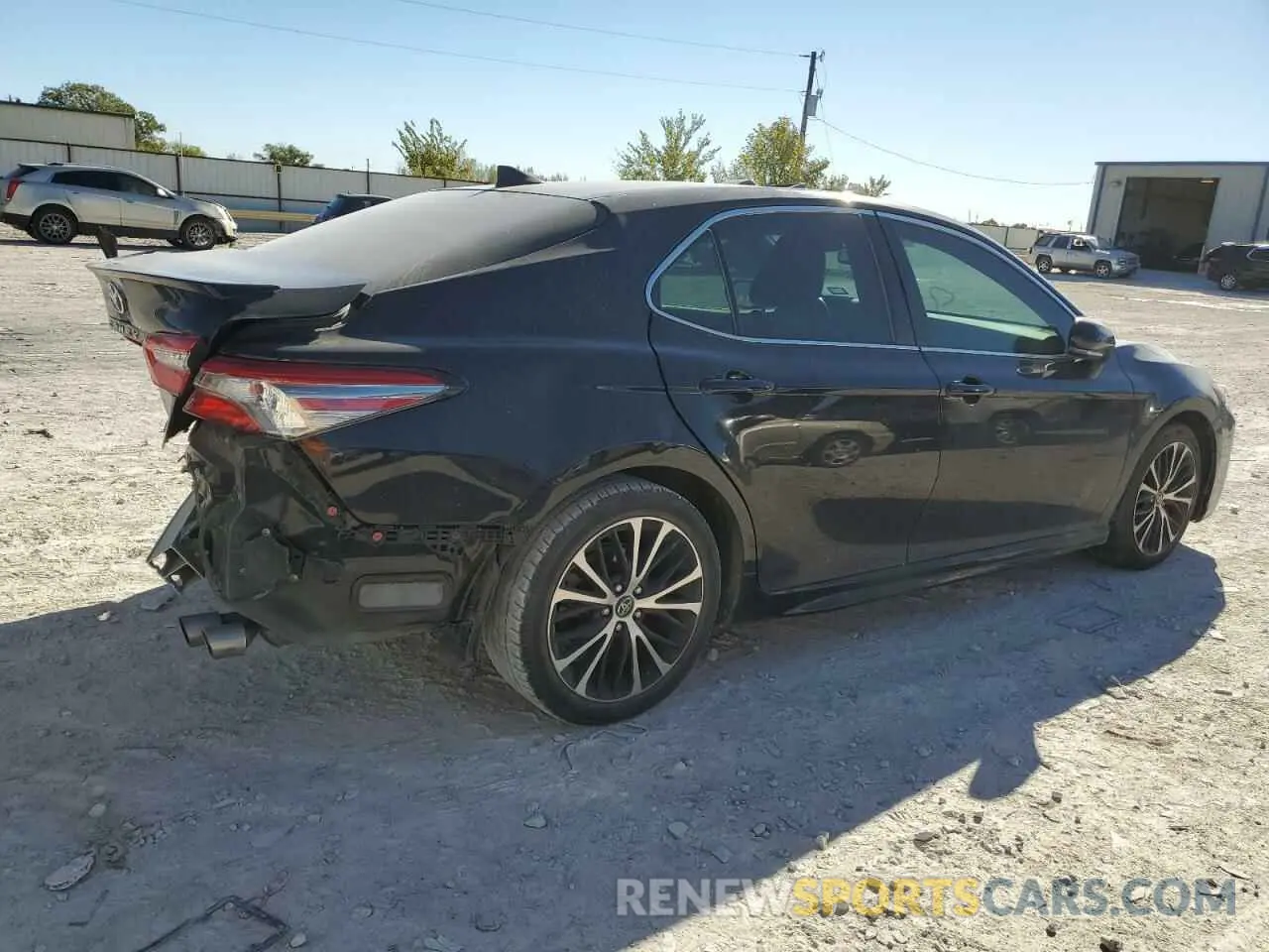 3 Photograph of a damaged car 4T1B11HK1KU723137 TOYOTA CAMRY 2019