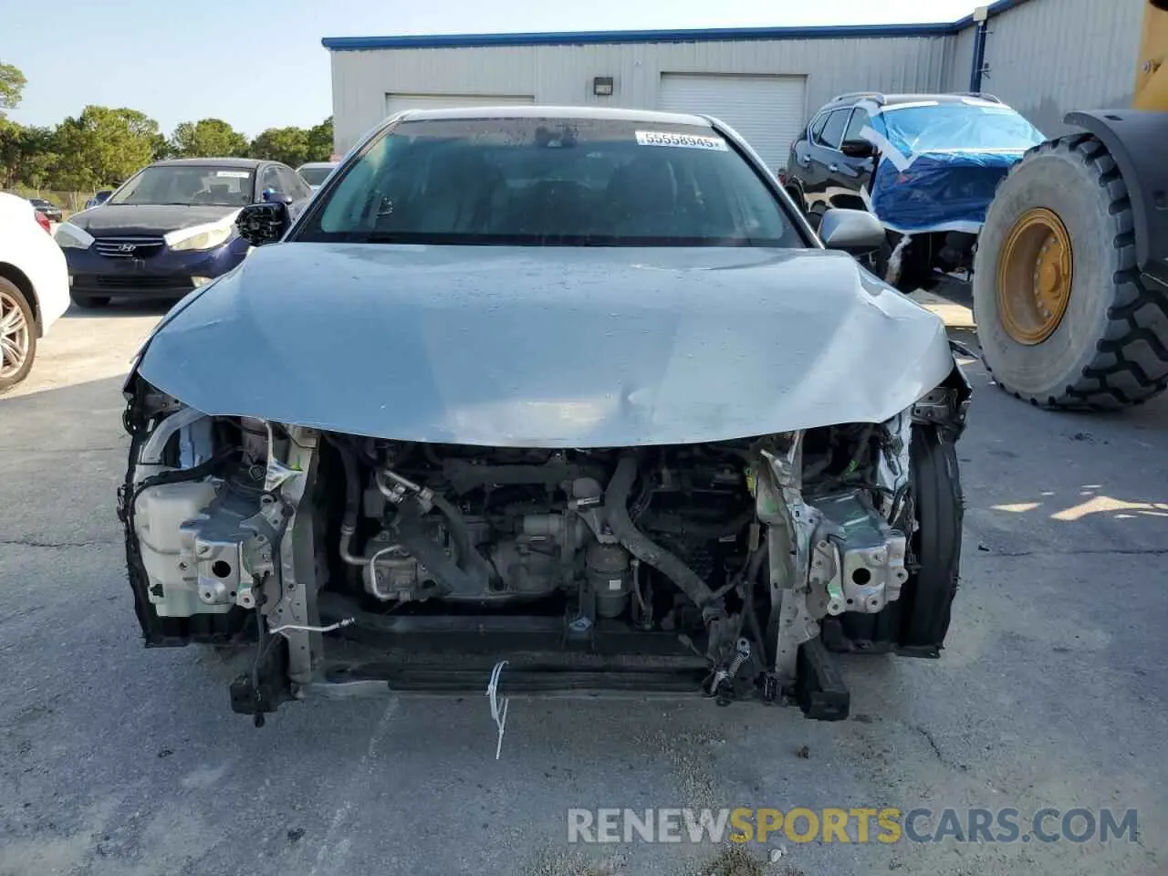 5 Photograph of a damaged car 4T1B11HK1KU726264 TOYOTA CAMRY 2019