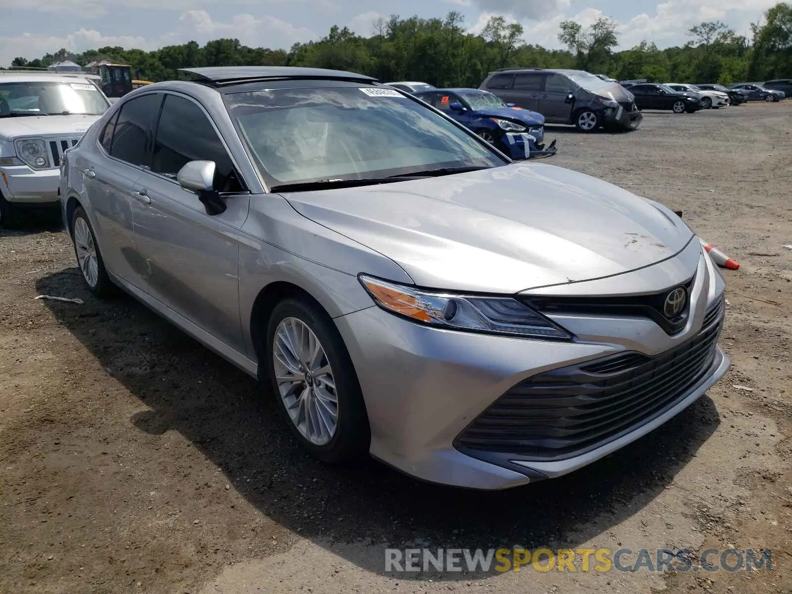 1 Photograph of a damaged car 4T1B11HK1KU733554 TOYOTA CAMRY 2019