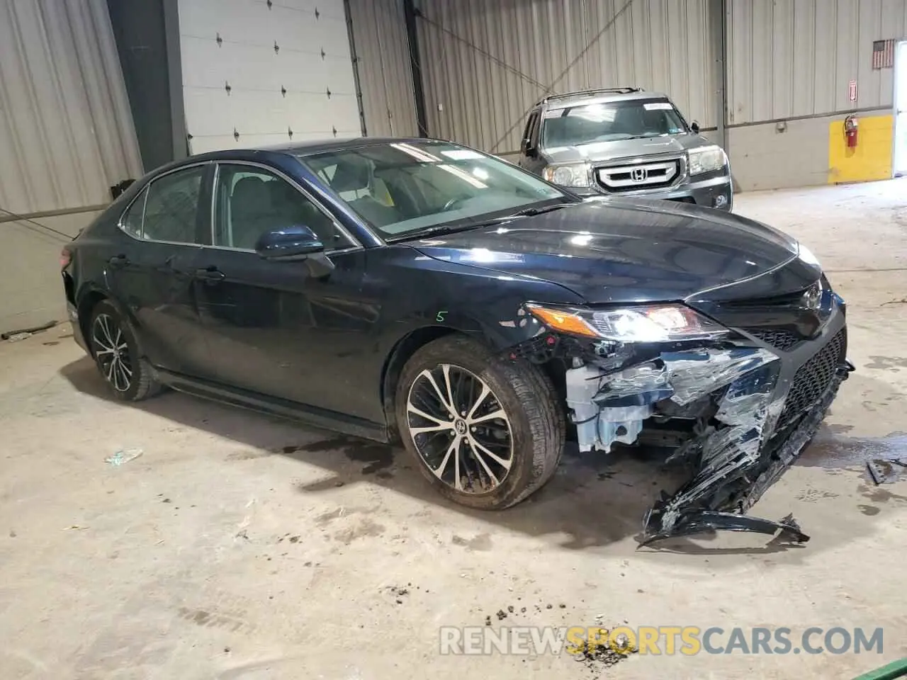 4 Photograph of a damaged car 4T1B11HK1KU737975 TOYOTA CAMRY 2019