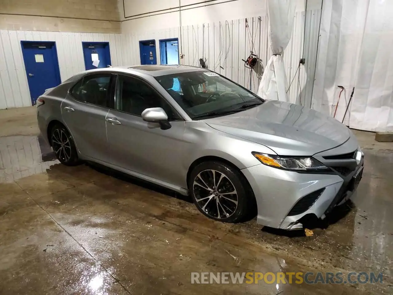 4 Photograph of a damaged car 4T1B11HK1KU744392 TOYOTA CAMRY 2019