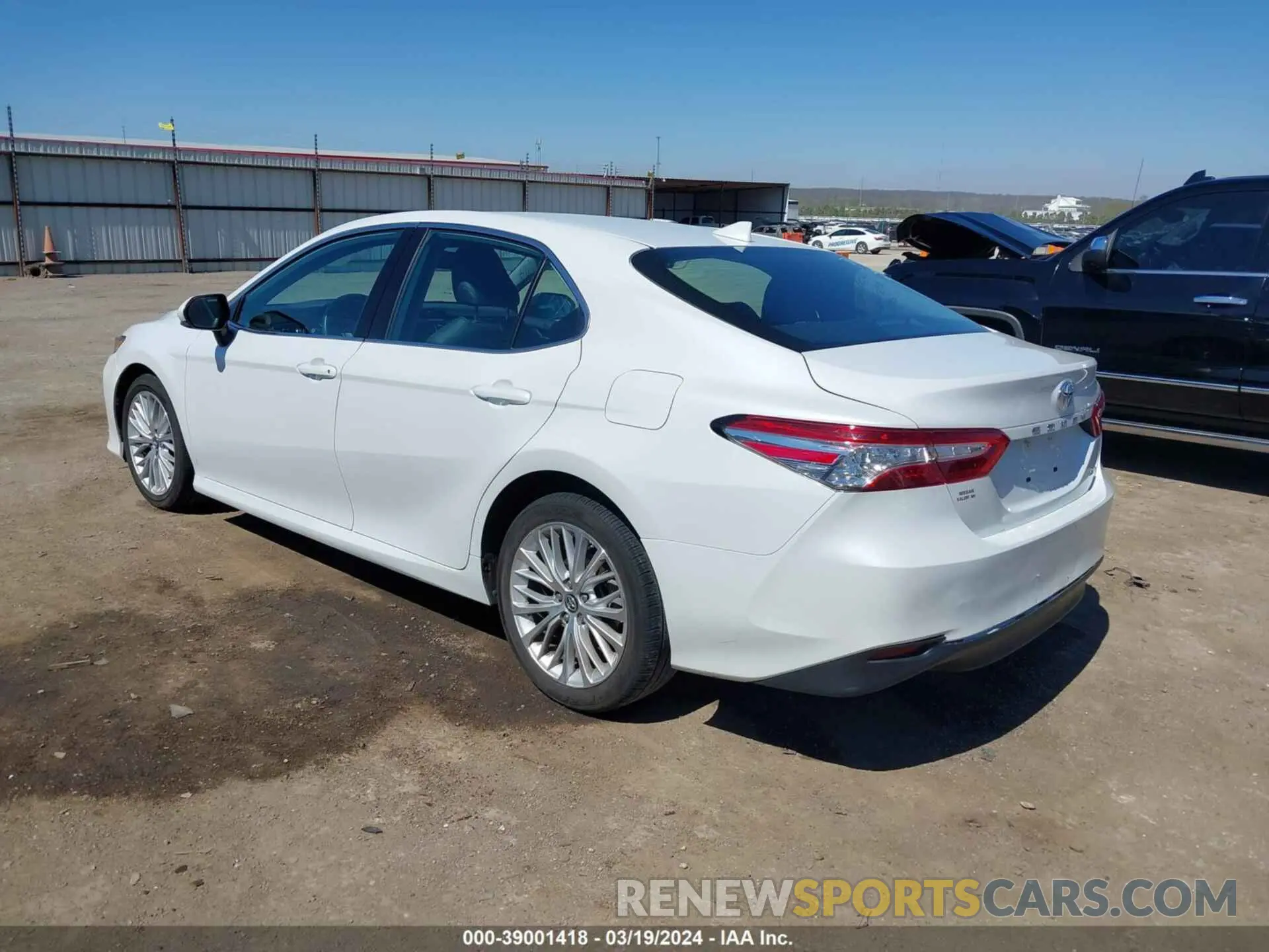 3 Photograph of a damaged car 4T1B11HK1KU745946 TOYOTA CAMRY 2019