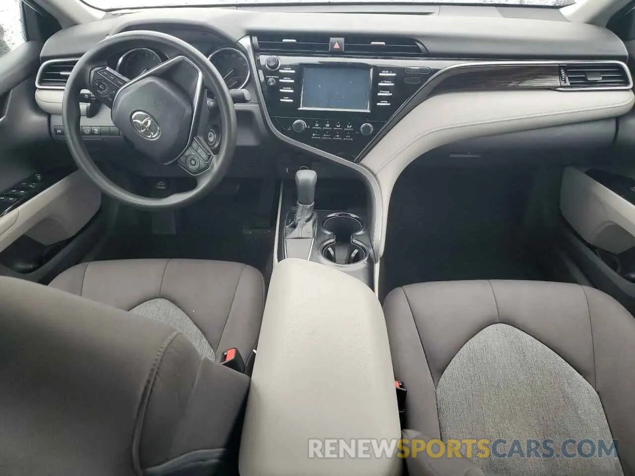8 Photograph of a damaged car 4T1B11HK1KU747017 TOYOTA CAMRY 2019