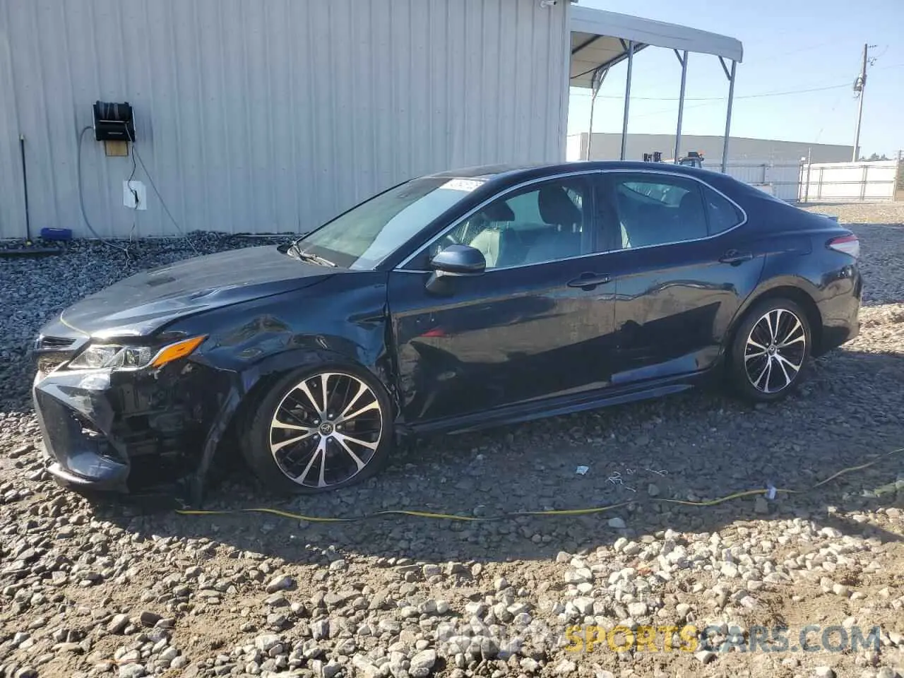 1 Photograph of a damaged car 4T1B11HK1KU749785 TOYOTA CAMRY 2019
