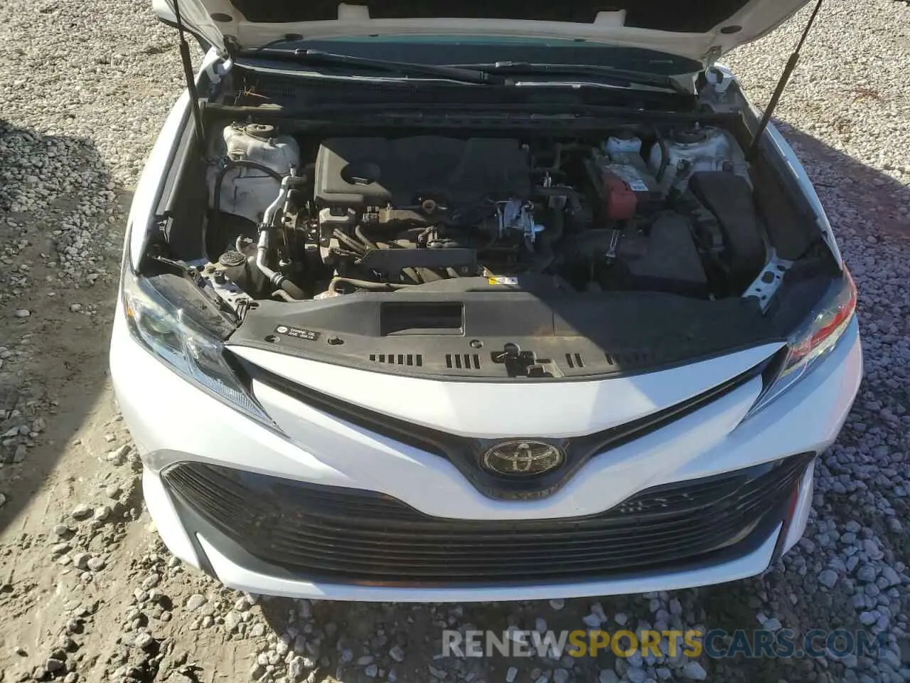 11 Photograph of a damaged car 4T1B11HK1KU756820 TOYOTA CAMRY 2019