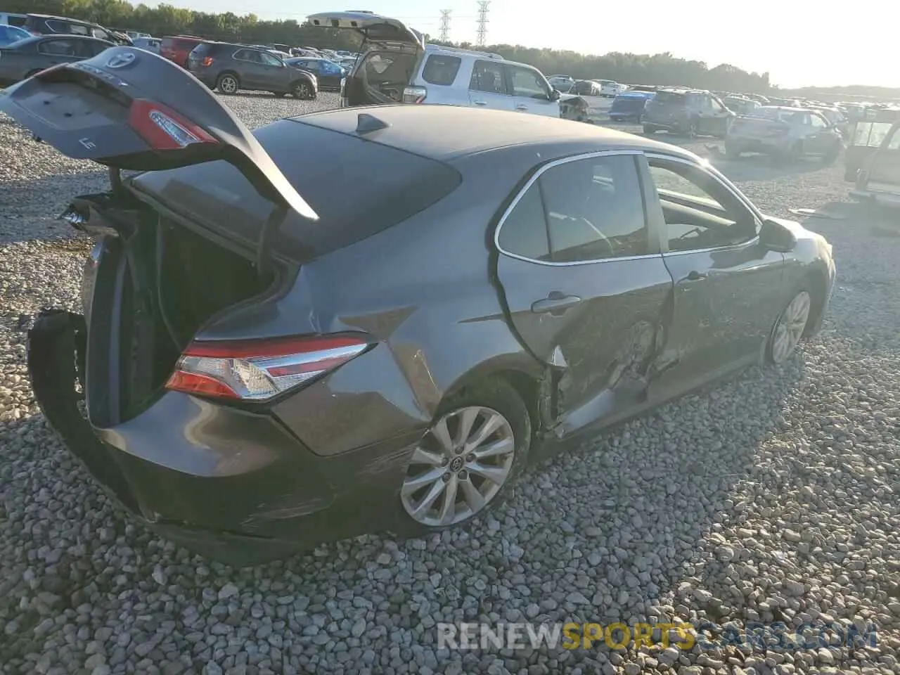 3 Photograph of a damaged car 4T1B11HK1KU762312 TOYOTA CAMRY 2019