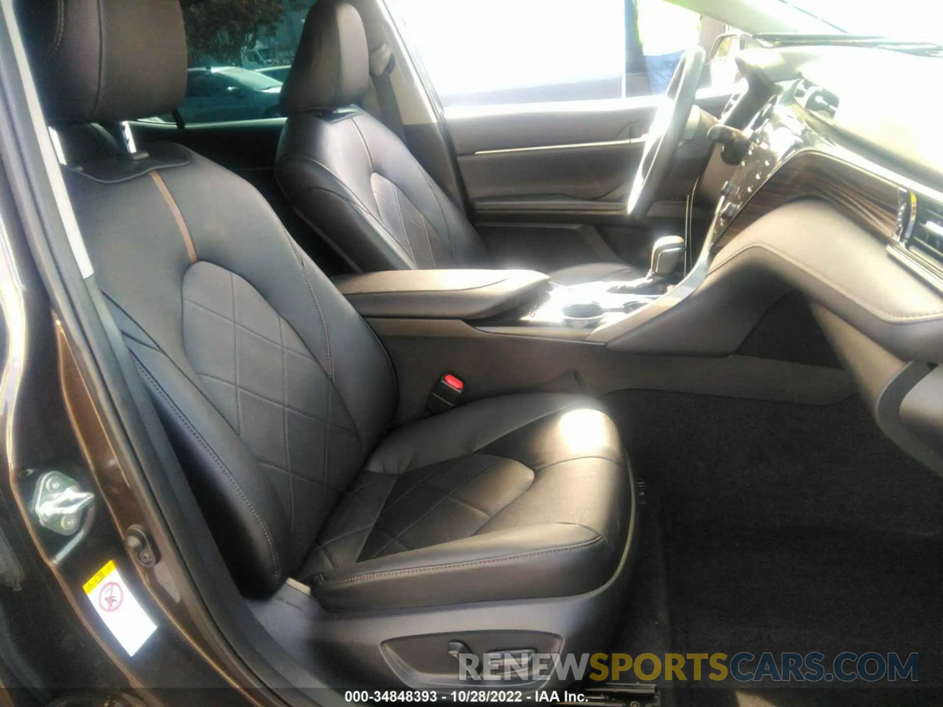 5 Photograph of a damaged car 4T1B11HK1KU767140 TOYOTA CAMRY 2019